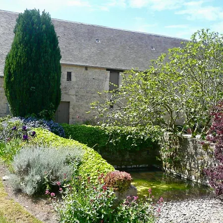 Roulage Ferme 18eme Normandie Alojamento de Acomodação e Pequeno-almoço 4*